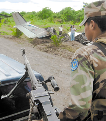 Narcoavioneta cae en nueva pista clandestina