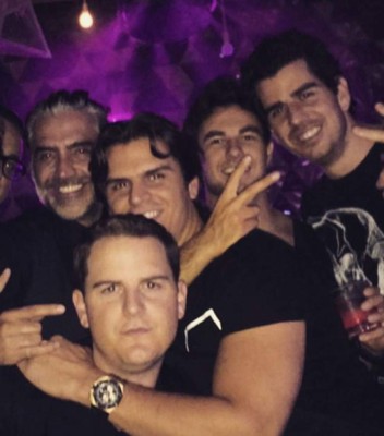 Alejandro Fernández sobre fotos: 'dejé que me retrataran de manera ridícula'