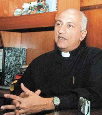 Capturan a presunto asesino de sacerdote