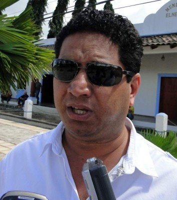 Buscan terminar con contaminantes de palma en quebradas y ríos de Yoro