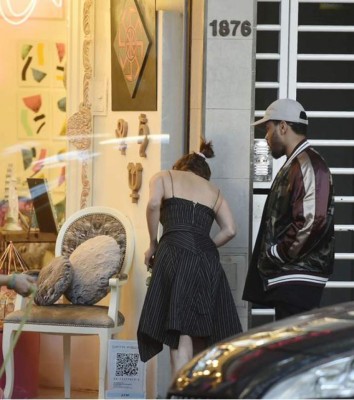 Selena Gómez y The Weeknd romanceando en Buenos Aires