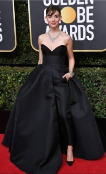 Alison Brie en 2018 usando un Vassilis Zoulias en la alfombra roja con tema #TimesUp.<br/>