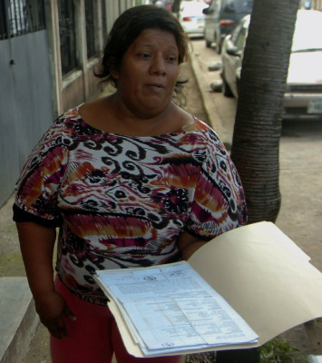 Acusan a madre de matar a hija de 6 años