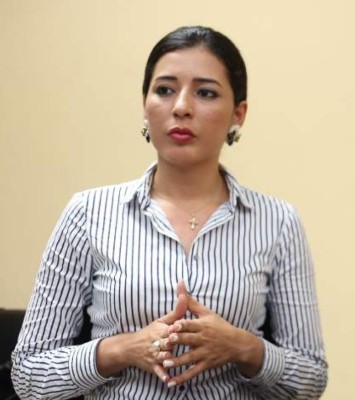 Instan al Gobierno a examinar la palma del Jeannette Kawas