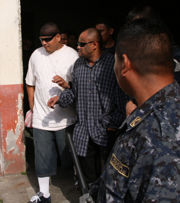 Piden 570 años para autores de masacre en zapatería