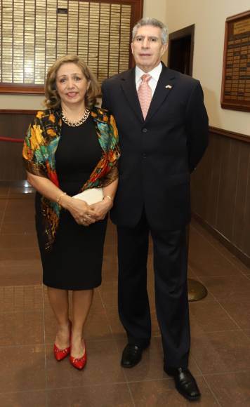 Maribel y Gilberto Limón 