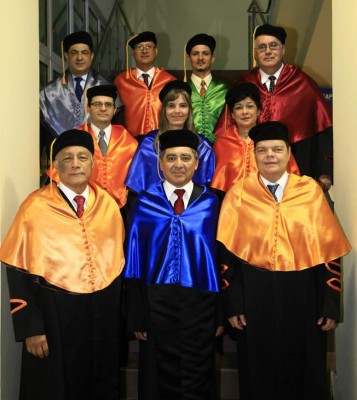 Distinción y aplausos a los nuevos profesionales