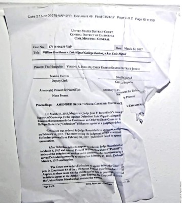 Luis Miguel se entrega a la justicia de EUA  