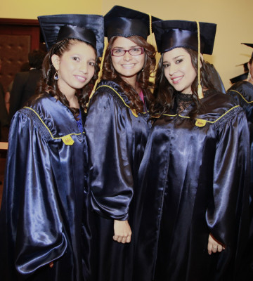 Brindis por los graduados