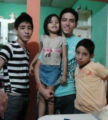 Entre lágrimas y anécdotas recuerdan a extinto estudiante de Medicina