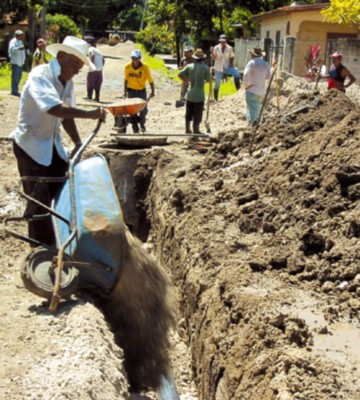 Pavimentarán casco urbano en Potrerillos