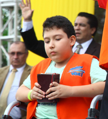 Daniel, el pequeño orador que sueña con ser futbolista