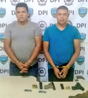 Capturan a dos hombres vinculados con la muerte de al menos cinco personas