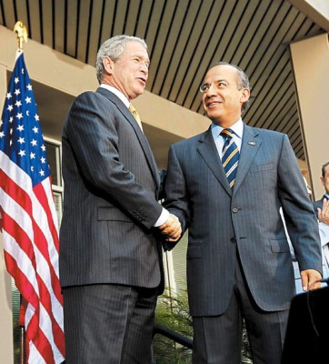 Bush y Calderón defienden el Tlcan