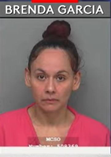 Su madre fue deportada a Honduras; quienes asumieron la custodia destruyeron su vida