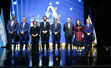 Richard Adzei, Karim Qubain, María Cristina González de Handal, Miguel Medina, Mario Roberto Faraj Faraj, Julio González Ronco, María del Carmen Nasser y Daniel Fortín.
