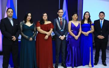 La nueva junta directiva de JCI San Pedro Sula, conformada por: Héctor García, Sharon Rivera, Selena Ramírez, Ibran Rodríguez (presidente), Leslie Coello, Joselyne Fiallos y Juan Pineda.