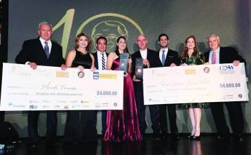 Fotografía de los ganadores de la décima edición, celebrada en noviembre de 2023 en el Club Hondureño Árabe.