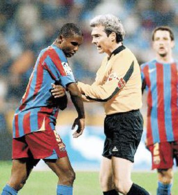 Eto’o pide cerrar la Romareda por un año