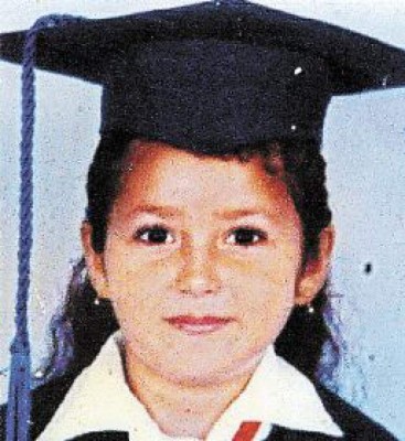 Niña muere arrollada por cabezal