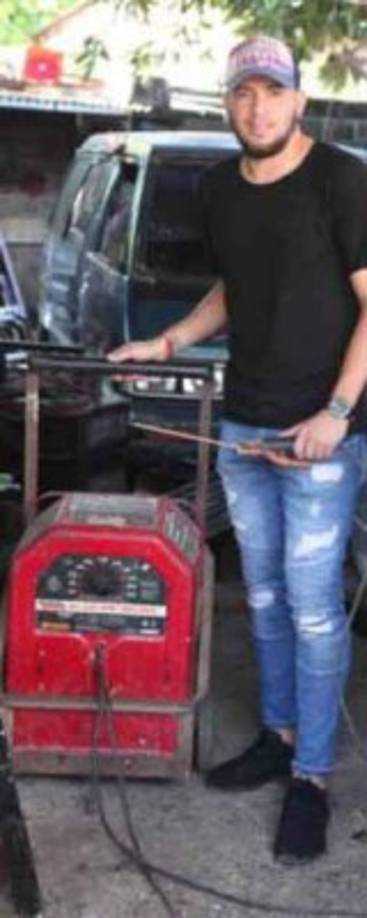 Michael Osorio: El jugador del Marathón aprendió el oficio de la soldadura.