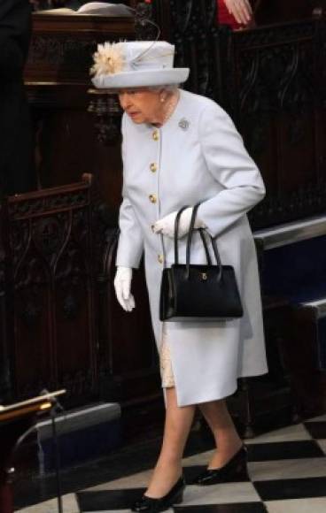 La reina Isabel II de Inglaterra fue la última en llegar, dado que así lo marca el protocolo.