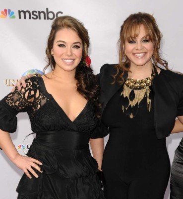 UNIVERSAL CITY, CA - MAY 12: (L-R) Janney 'Chiquis' Marin and singer Jenni Rivera attend 'An Evening With NBC Universal' at The Cable Show 2010 at Universal Studios Hollywood on May 12, 2010 in Universal City, California. (Photo by Jason LaVeris/FilmMagic)