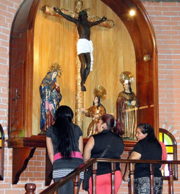 Católicos hondureños veneran hoy al Señor de Esquipulas