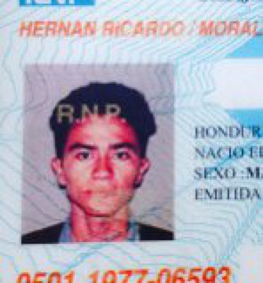 Acribillan a dueño de puesto de golosinas