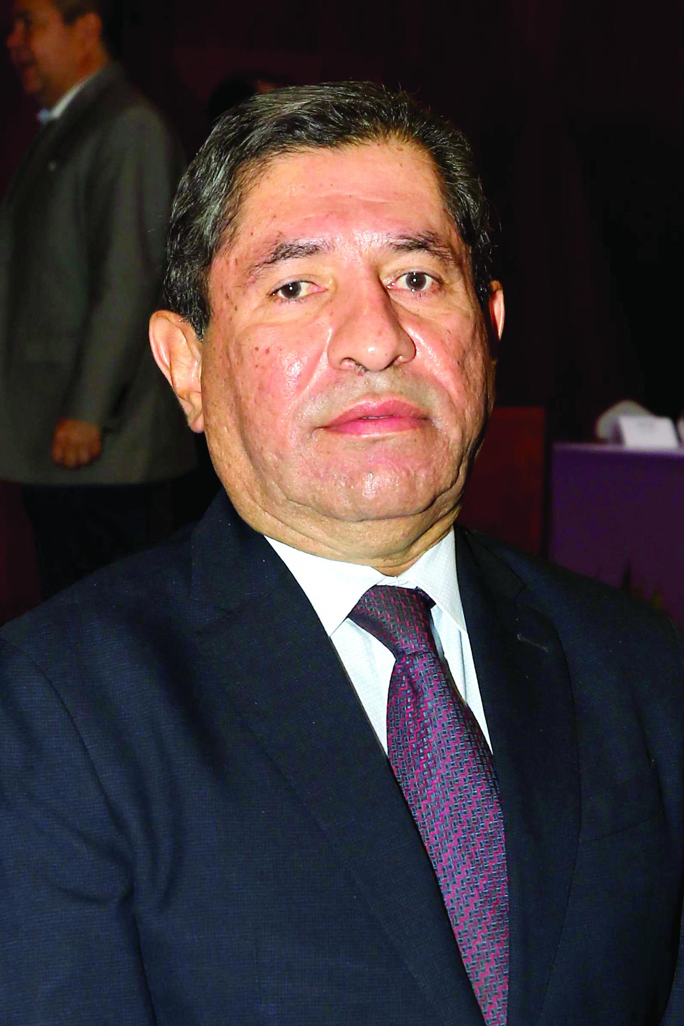 Liberales sacrifican a Daniel Sibrián y se deciden por Felipe Speer