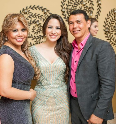 Boda civil de Hellen Valladares y Homer Faraj