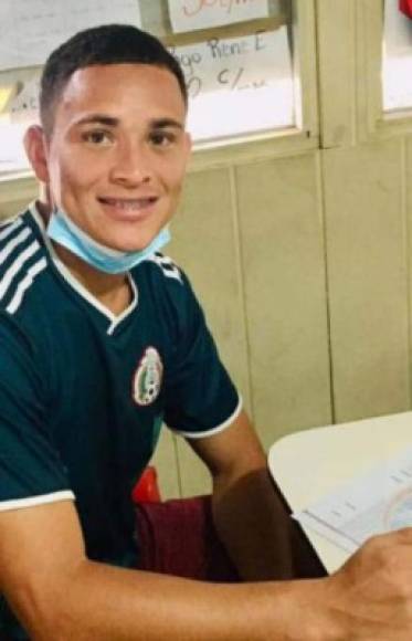 Brayan Rosales: Delantero hondureño de 22 años de edad que reforzará a la Real Sociedad de Tocoa. Salió de las categorías inferiores del Social Sol.