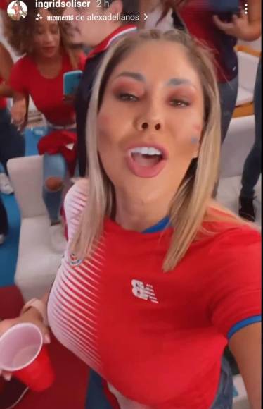  La ex reina de belleza de Costa Rica, Ingrid Solís, es la esposa del reconocido entrenador Hernán Medford y en sus redes sociales mostró la celebración que realizaron tras la clasificación al Mundial.