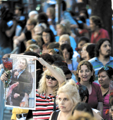 Las 'nenas” despiden al ídolo de América