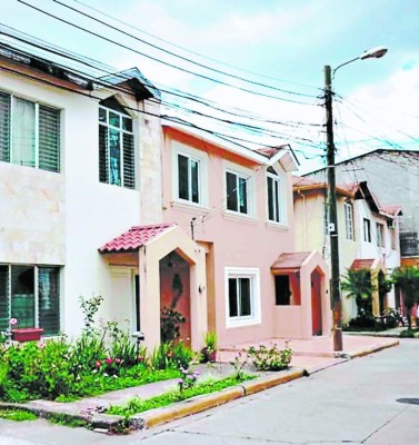 Lujosos bienes dejaron sin L156 millones a pacientes del IHSS