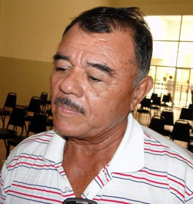 Más de 400 taxis operan ilegales en El Progreso