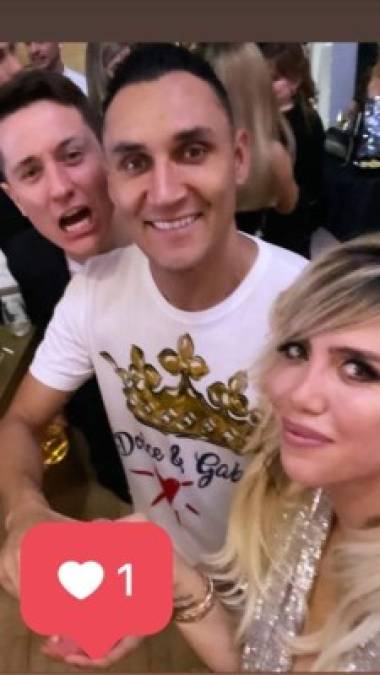 La primera en publicar todos los detalles de la fiesta que prepararon a estos tres futbolistas fue Wanda Nara, la representante y pareja del delantero argentino Mauro Icardi.