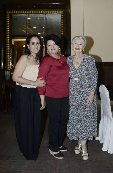 Teresa de Quan, Lupita Monge e Irma Julia Zepeda