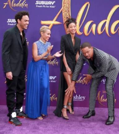 Familia Smith se roba el show en premiere de Aladdin - Diario La Prensa