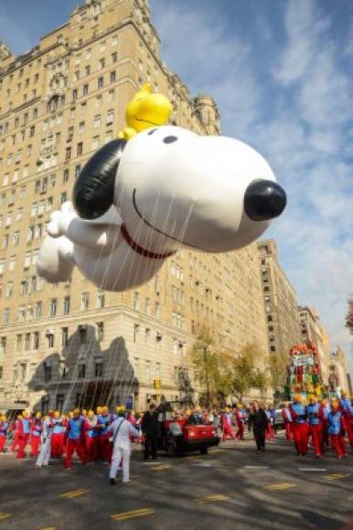 The Snoopy fue otro de los personajes que no faltó en el desfile.