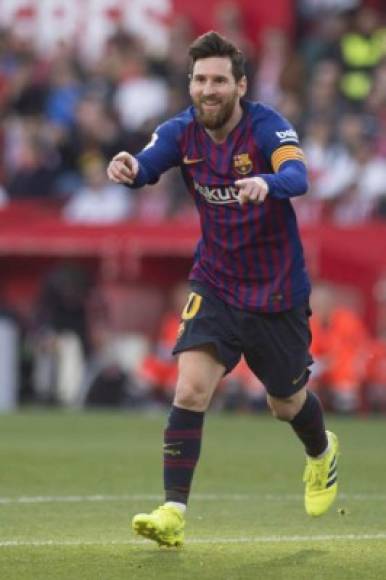 Messi fue la figura del Barcelona y con este triunfo aventajan provisionalmente al Atlético de Madrid en 10 puntos y en 12 al Real Madrid, antes de que los dos equipos de la capital jueguen sus partidos este domingo, ante Villarreal y Levante respectivamente.