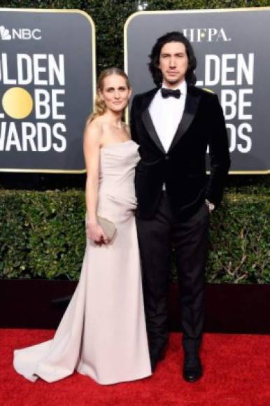 Los actores Joanne Tucker y Adam Driver.