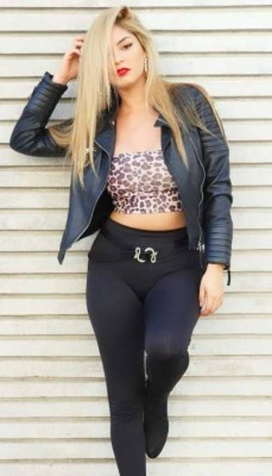 Elyza Villatoro, la hermosa salvadoreña aficionada al Olimpia que