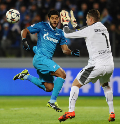 Borussia Dortmund deshace a un decepcionante Zenit