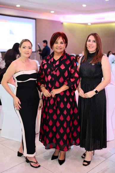 Patricia Girón, Verena Cálix y Carol Herrera