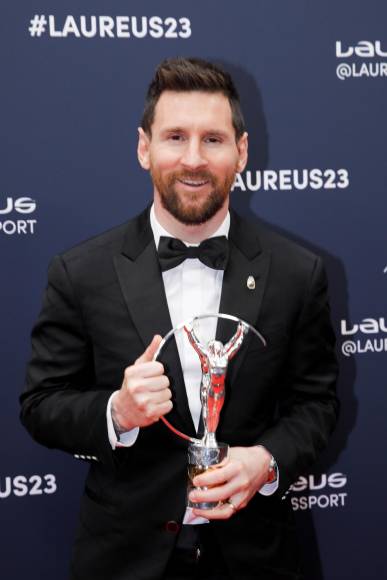 Tras haber dejado atrás los momentos más críticos provocados por la pandemia derivada del Covid-19, París acogió a los mejores deportistas del mundo durante el año 2022 para recompensarlos como es debido, y<b> Lionel Messi fue el gran ganador.</b>