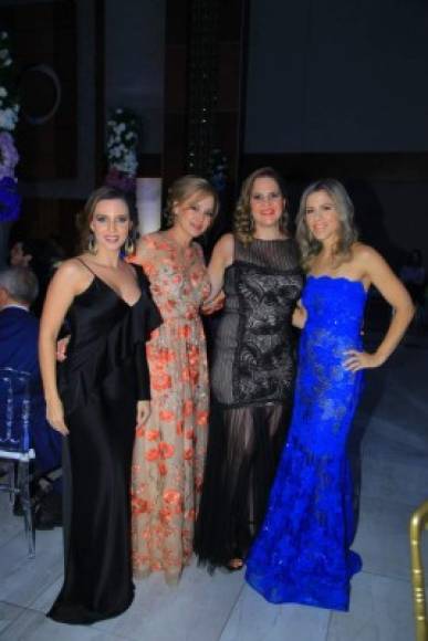 Alejandra Córdoba, Betsy Heggenbart, AnaCeci Crespo y Jessica Córdoba.