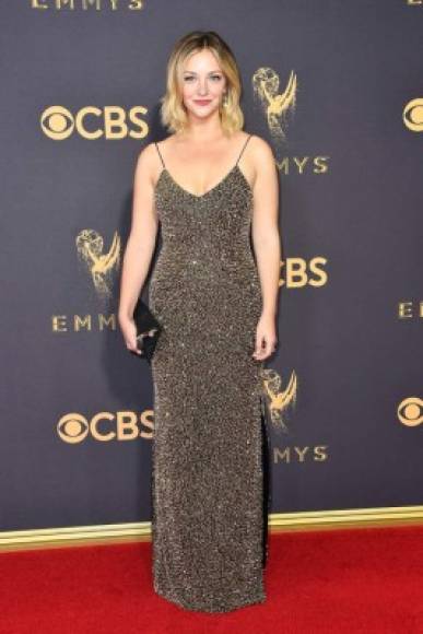 LOS ANGELES, CA - SEPTEMBER 17: Actor Abby Elliott attends the 69th Annual Primetime Emmy Awards at Microsoft Theater on September 17, 2017 in Los Angeles, California. Frazer Harrison/Getty Images/AFP