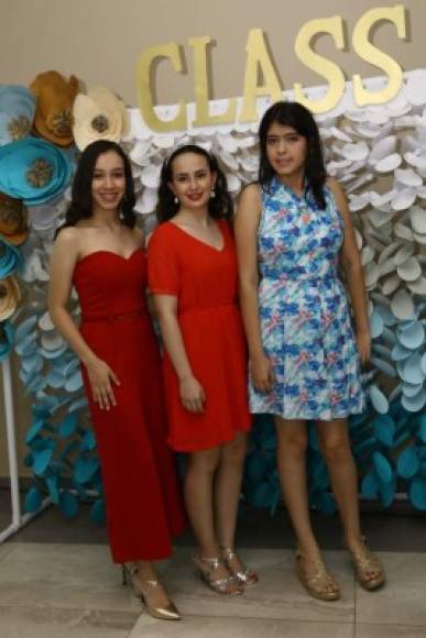 Estela Sandoval, Natalie Canales e Isabella Cabrera.