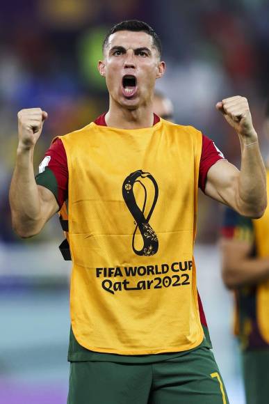 Cristiano Ronaldo celebrando el triunfo de Portugal ante Ghana en su debut en el Mundial de Qatar 2022.
